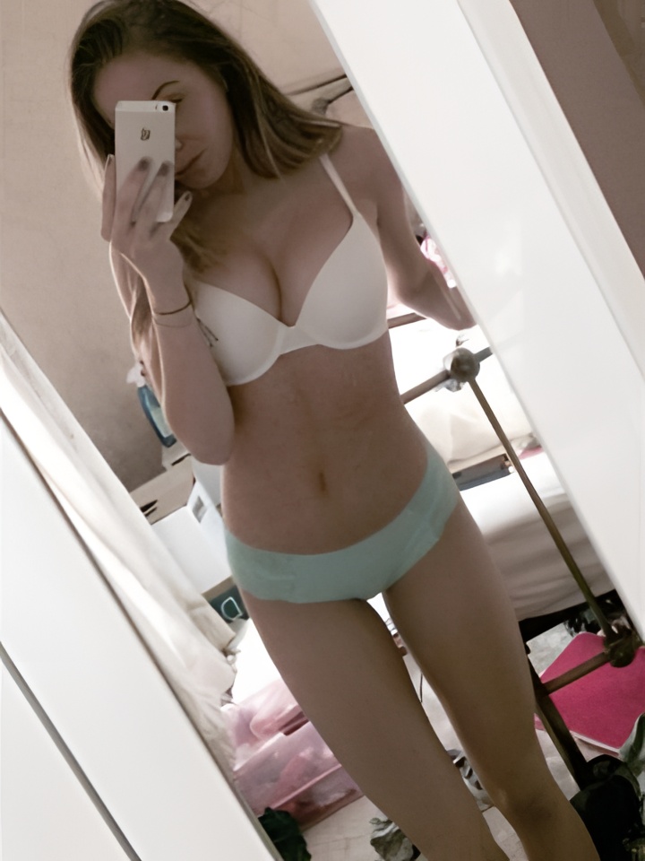 Индивидуалка Каролина, доступна для личного знакомства от 2000 руб