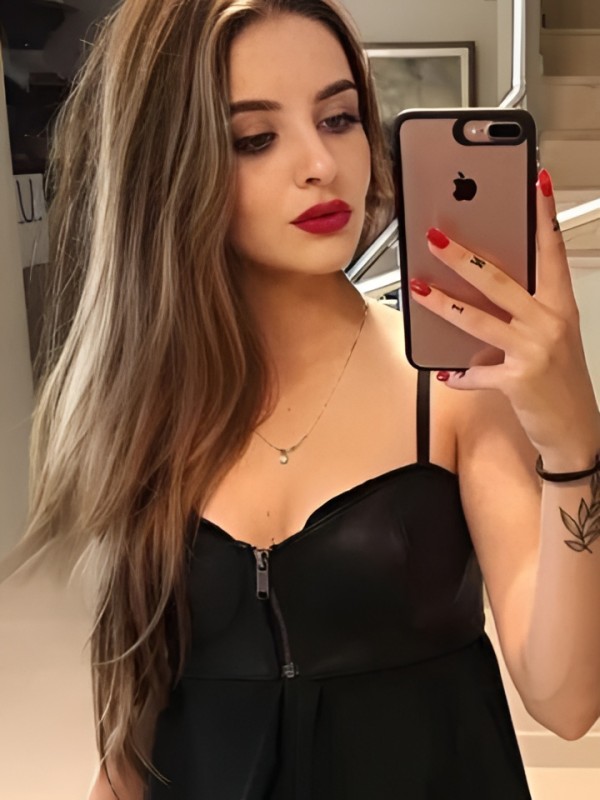 Снежанна привлекательная девушка из Протвино цена от 2000 руб