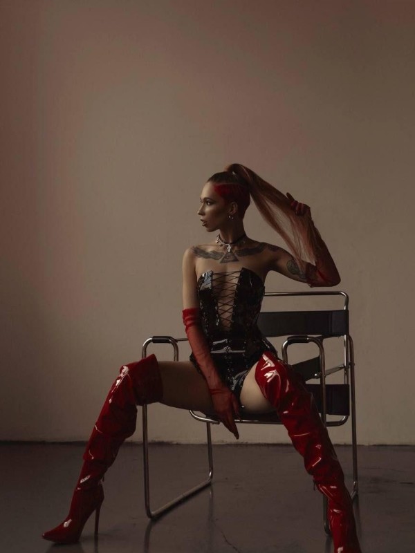 Полина привлекательная девушка из Протвино цена от 4000 руб