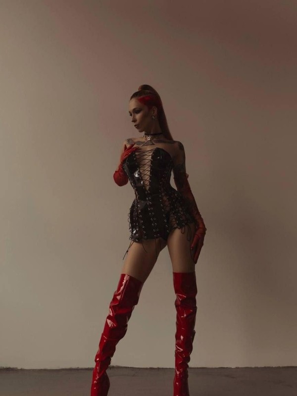 Полина фото 3